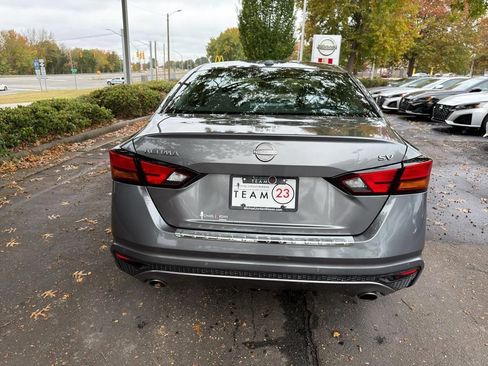 Certified 2023 Nissan Altima 2.5 SV w/ SV Premium Package image 6