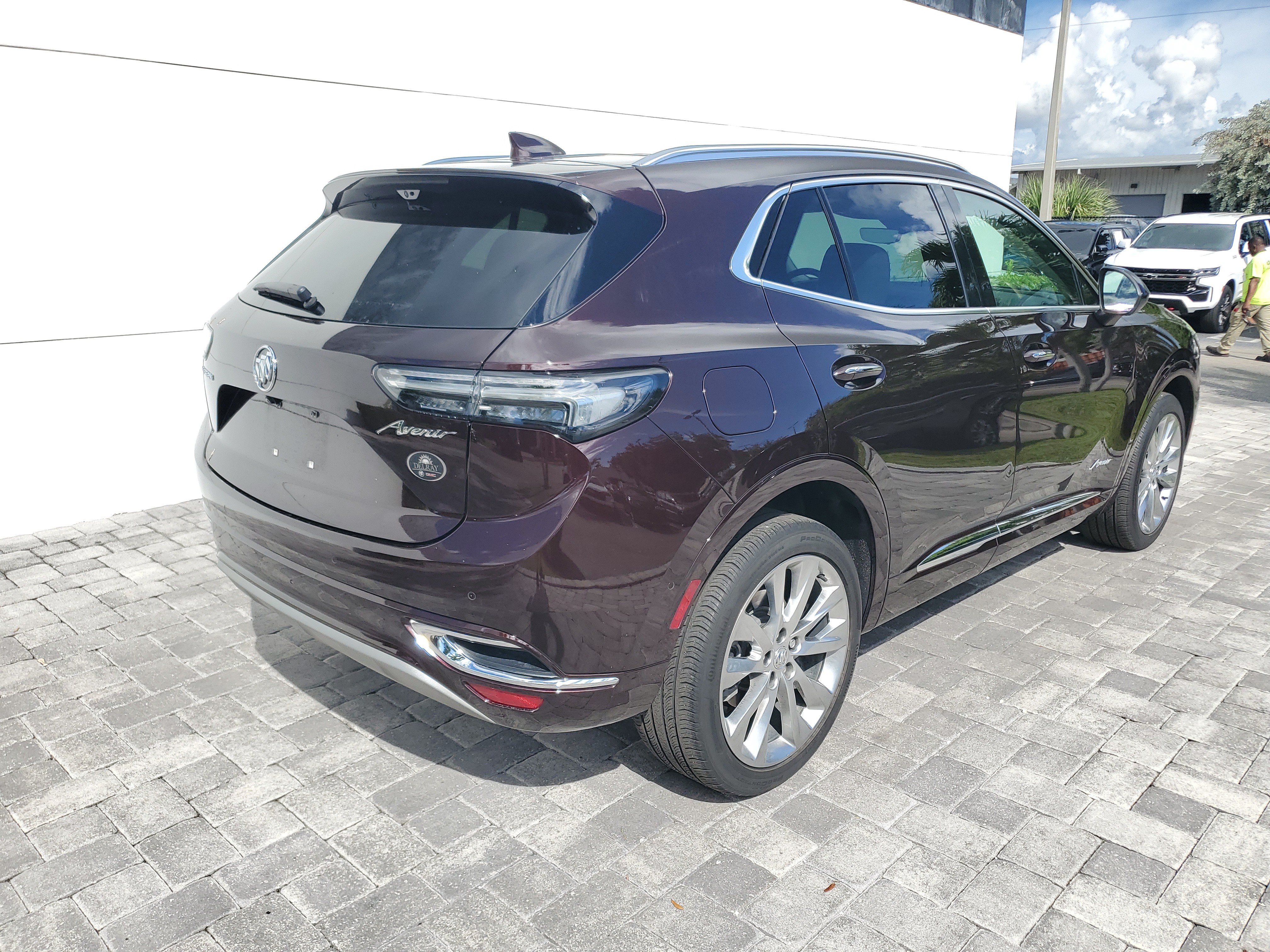 Used 2023 Buick Envision Avenir FWD image 4
