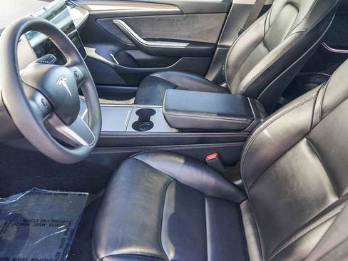 Used 2021 Tesla Model 3 Standard Range Plus image 17