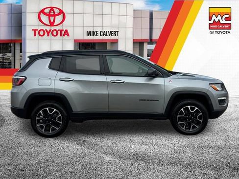 Used 2020 Jeep Compass Trailhawk AWD/4WD image 5