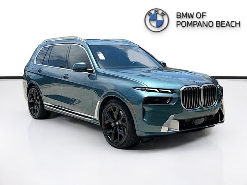 Used 2025 BMW X7 xDrive40i AWD/4WD image 1