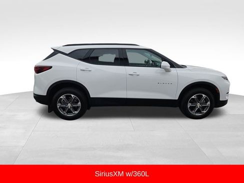 Used 2024 Chevrolet Blazer LT w/ Blazer LT Plus Package image 7