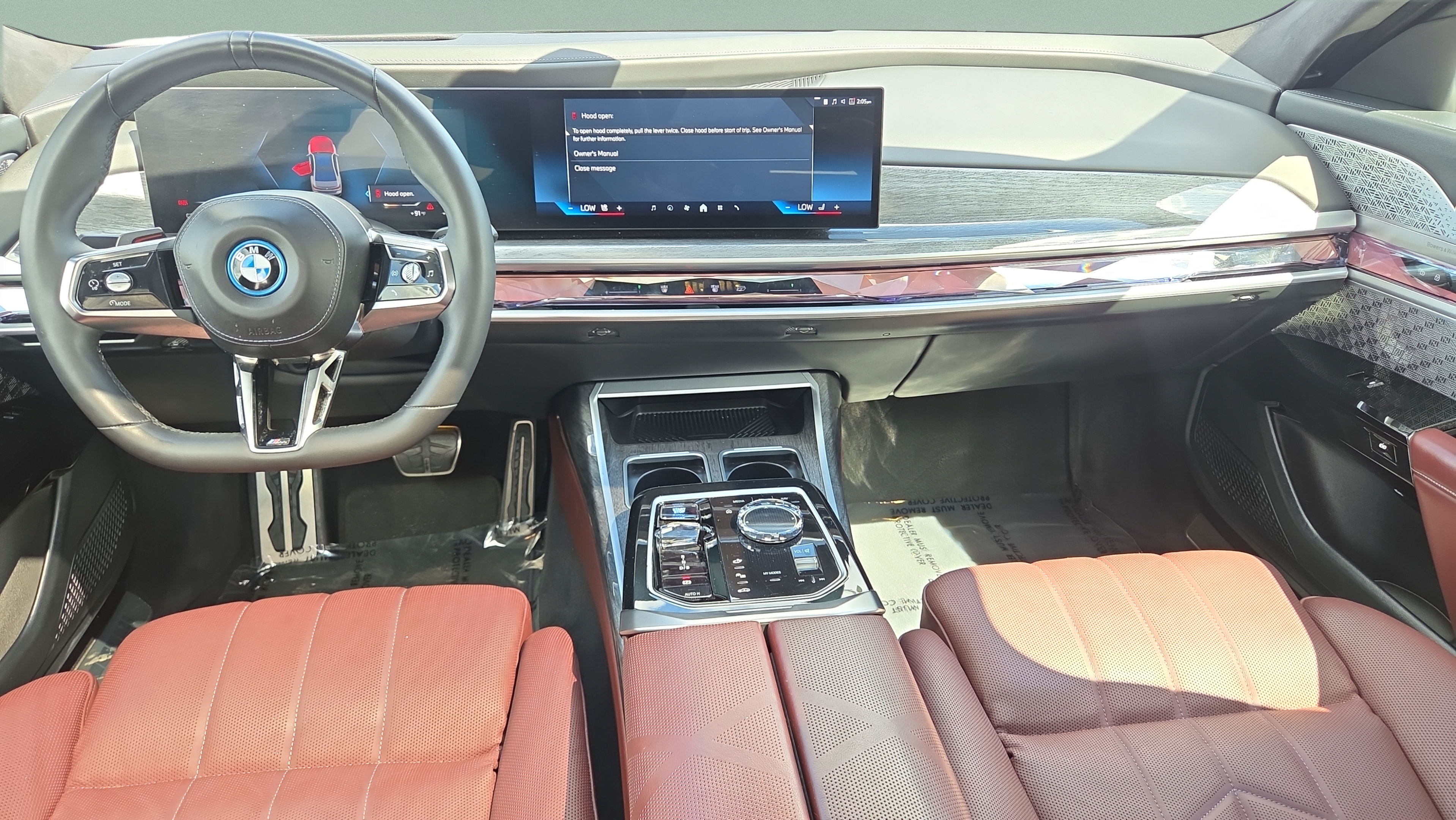 Certified 2023 BMW i7 xDrive60 AWD/4WD image 12