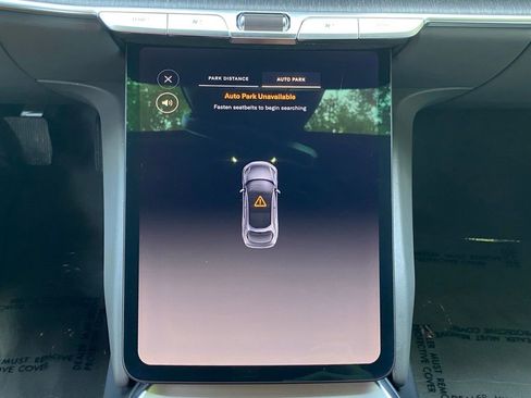Used 2024 Lucid Air Pure RWD image 29