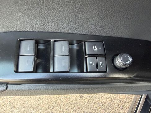 New 2026 Toyota Camry Hybrid AWD/4WD image 12