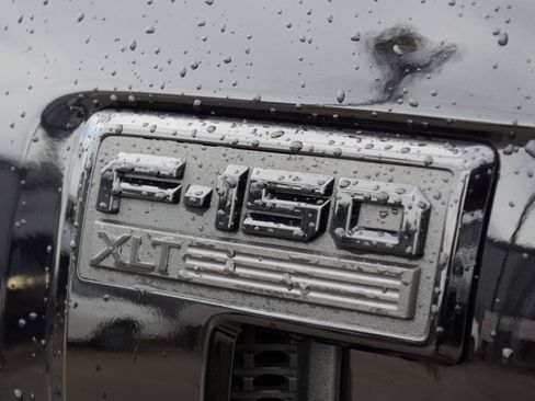 Used 2025 Ford F150 XLT w/ Equipment Group 302A MID AWD/4WD image 19