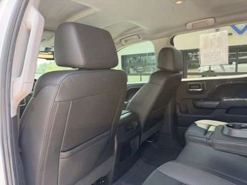 Used 2018 GMC Sierra 1500 SLT AWD/4WD image 38