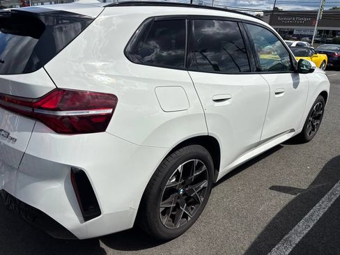 Used 2025 BMW X3 xDrive30i AWD/4WD image 9