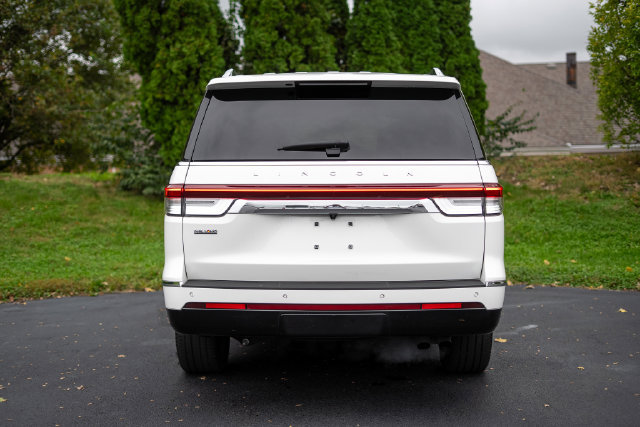 Used 2024 Lincoln Navigator L Reserve AWD/4WD image 6