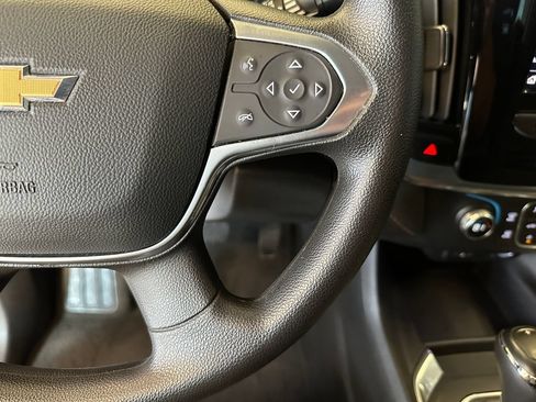 Used 2020 Chevrolet Traverse LS AWD/4WD image 12