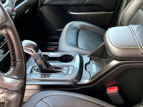 Used 2022 GMC Canyon AT4 w/ Trailering Package AWD/4WD image 18