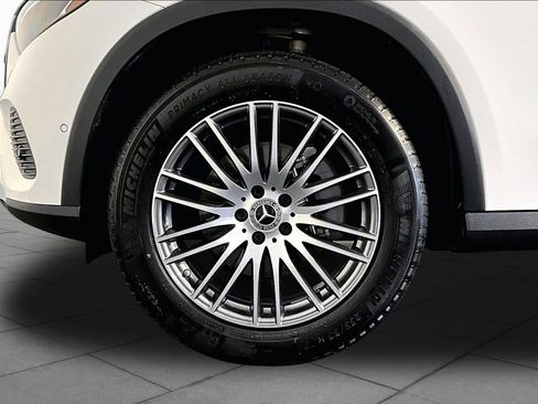 Certified 2026 Mercedes-Benz GLC 300 4MATIC image 11