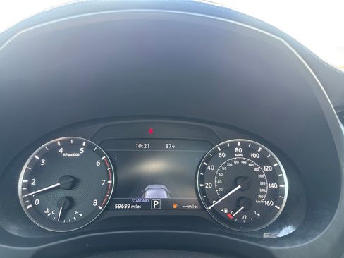 Used 2019 INFINITI QX50 Essential w/ Sensory Package FWD image 42