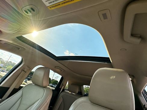 Certified 2023 Lincoln Nautilus Reserve w/ Monochromatic Package AWD/4WD image 11