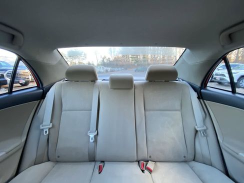 Used 2013 Toyota Corolla L image 33