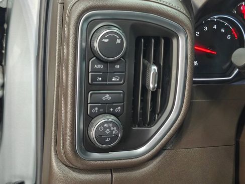 Used 2019 Chevrolet Silverado 1500 LT w/ Convenience Package image 10
