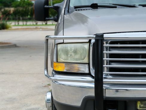 Used 2003 Ford F350 XLT RWD image 5