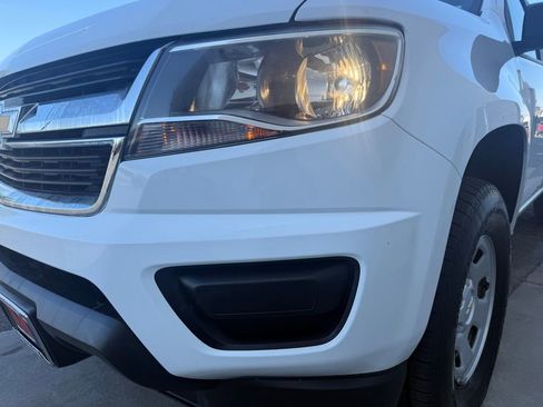 Used 2018 Chevrolet Colorado W/T w/ WT Convenience Package AWD/4WD image 12