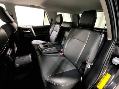 Used 2021 Toyota 4Runner Limited AWD/4WD image 26