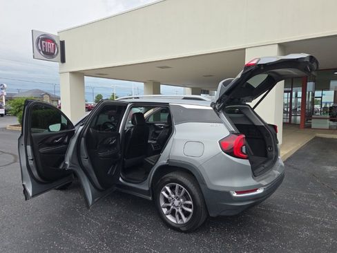 Used 2023 GMC Terrain SLT AWD/4WD image 21