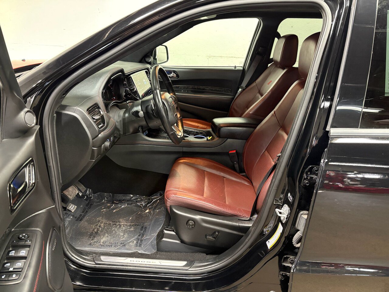 Used 2025 Dodge Durango R/T AWD/4WD image 3