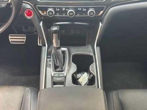Used 2022 Honda Accord Sport image 16