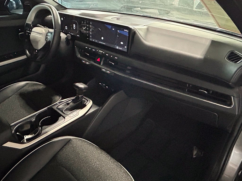 Used 2025 Kia K4 GT-Line w/ GT-Line Sunroof Package FWD image 50