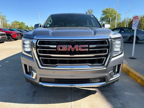 Used 2022 GMC Yukon SLT w/ SLT Premium Package AWD/4WD image 2