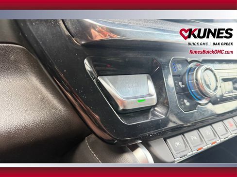 Used 2024 GMC Sierra 1500 Denali AWD/4WD image 31