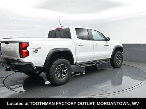 Used 2023 Chevrolet Colorado ZR2 AWD/4WD image 21