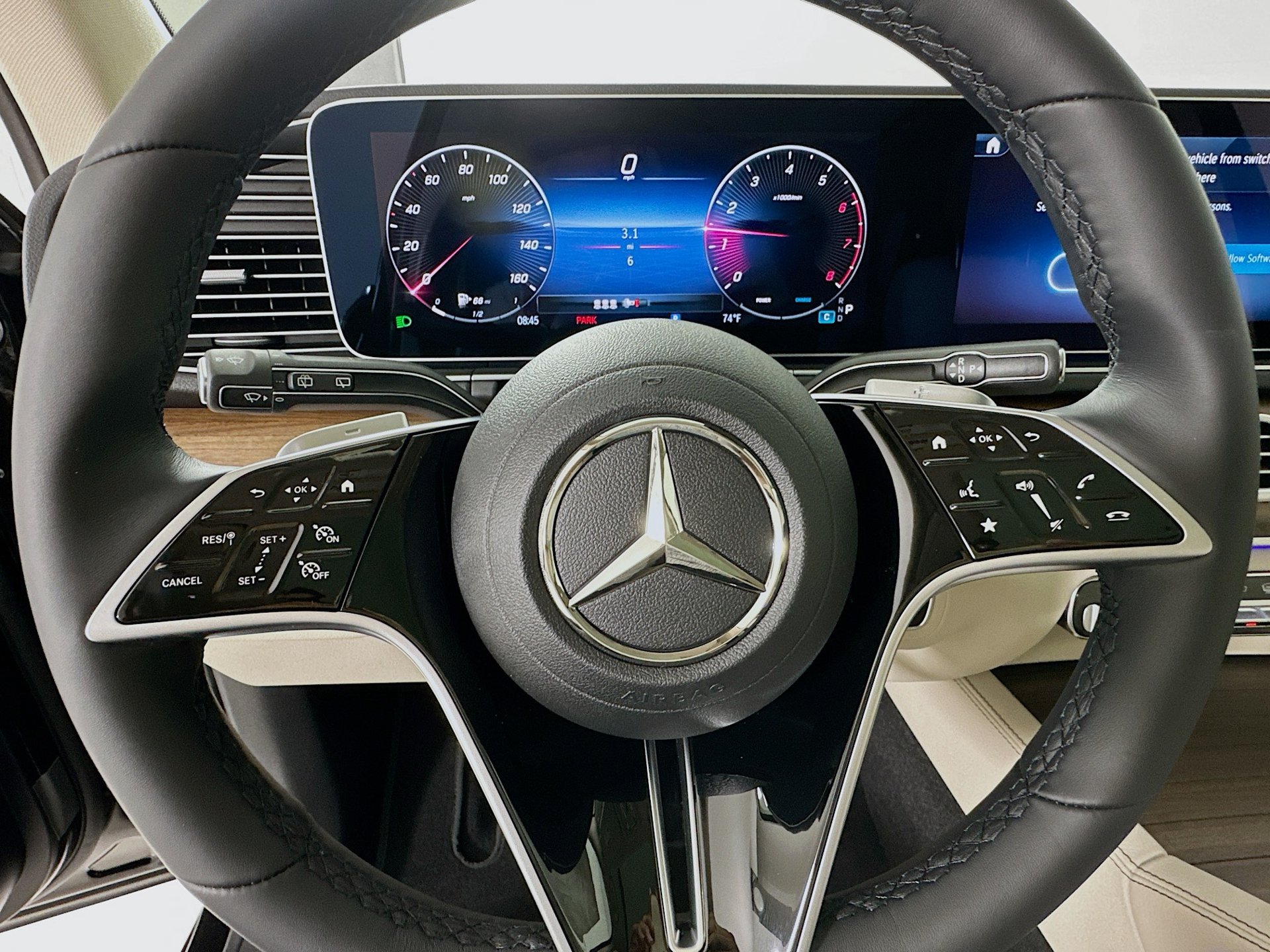 New 2026 Mercedes-Benz GLE 450 4MATIC image 12