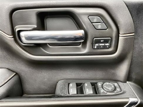 Used 2022 GMC Sierra 1500 AT4 w/ AT4 Premium Package image 24