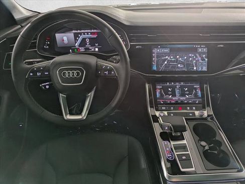 Certified 2025 Audi Q8 Premium w/ Convenience Package image 18