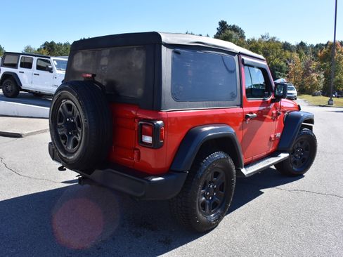 Used 2020 Jeep Wrangler Sport image 9