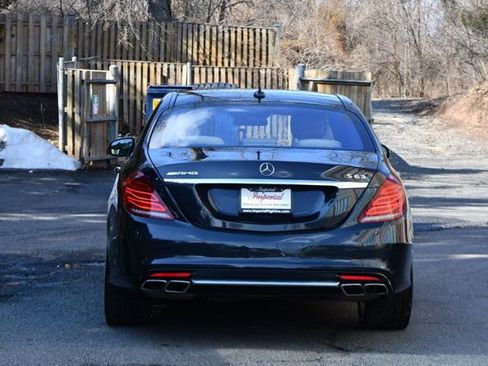 Used 2017 Mercedes-Benz S 63 AMG 4MATIC Sedan w/ Warmth & Comfort Package image 11