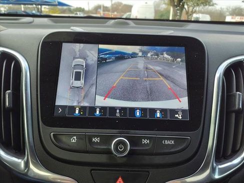 Used 2021 Chevrolet Equinox Premier image 8