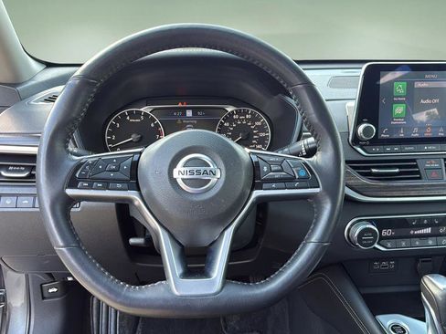 Used 2020 Nissan Altima 2.5 SL FWD image 21