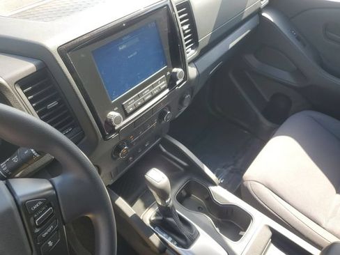 Used 2023 Nissan Frontier S w/ Technology Package RWD image 16