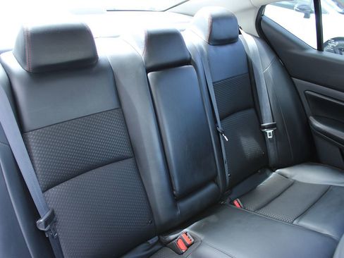 Used 2023 Nissan Altima 2.5 SR FWD image 17