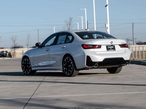 New 2026 BMW 330i Sedan w/ M Sport Package image 2