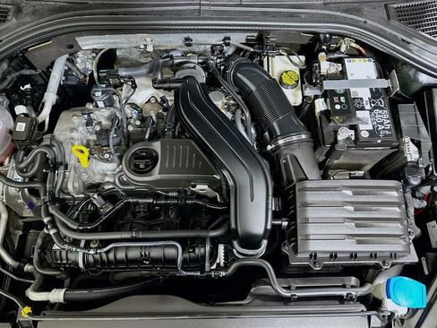 Used 2024 Volkswagen Jetta S image 27