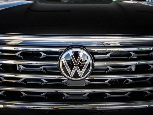 New 2026 Volkswagen Atlas SE image 9