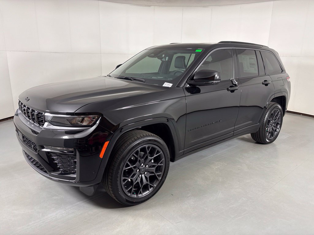 New 2027 Jeep Grand Cherokee Summit w/ Adv Protech Group IV AWD/4WD image 4