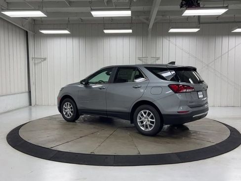 Used 2024 Chevrolet Equinox LT AWD/4WD image 6