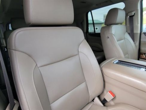 Used 2017 GMC Yukon SLT w/ Open Road Package image 52