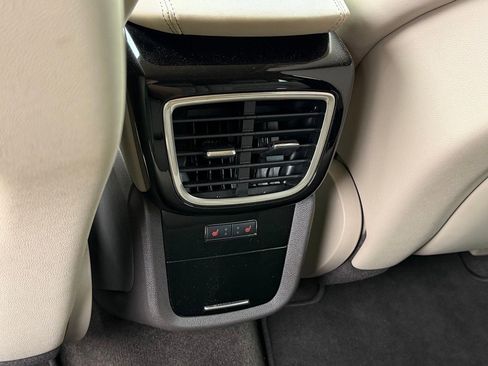 Used 2022 Lincoln Nautilus Reserve w/ Equipment Group 201A image 10