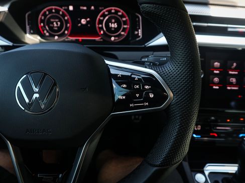 Used 2023 Volkswagen Arteon SEL image 20