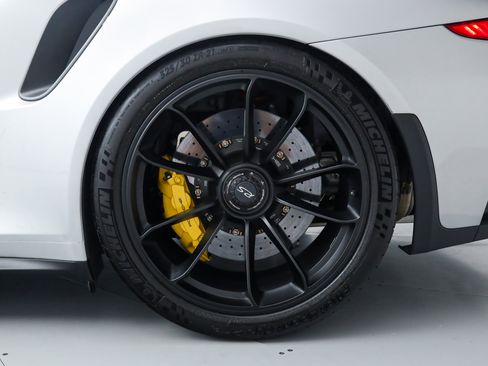 Used 2016 Porsche 911 GT3 RS RWD image 59