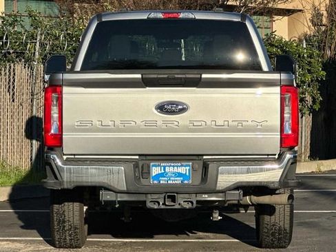 Used 2024 Ford F250 XLT image 8