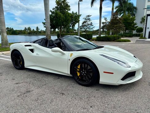 Used 2017 Ferrari 488 Spider RWD image 5